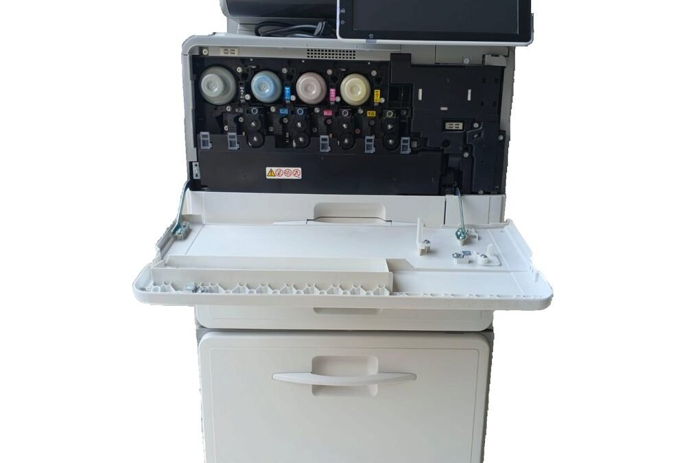 Ricoh MP C407 sobre fondo blanco - EP Solutions Quito Ecuador
